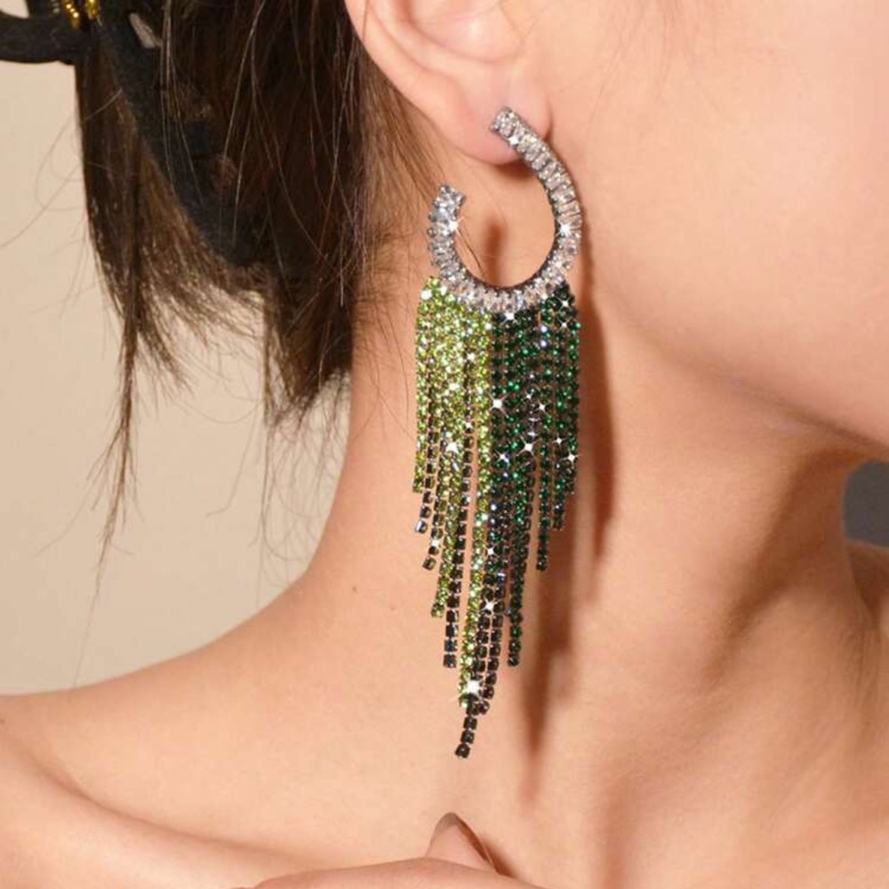 Simple And Elegant Style, Personality Long Diamond &  Inlaid Tassel Design,